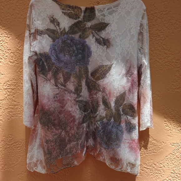 Brittany Black Women's Blouse Laced outer with printed floral size PM - Picture 11 of 12